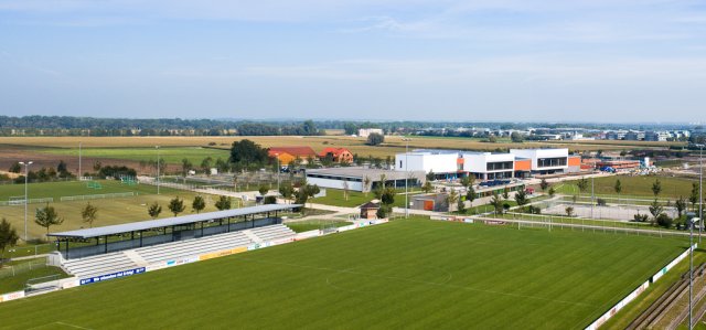 Hallbergmoos Stadion