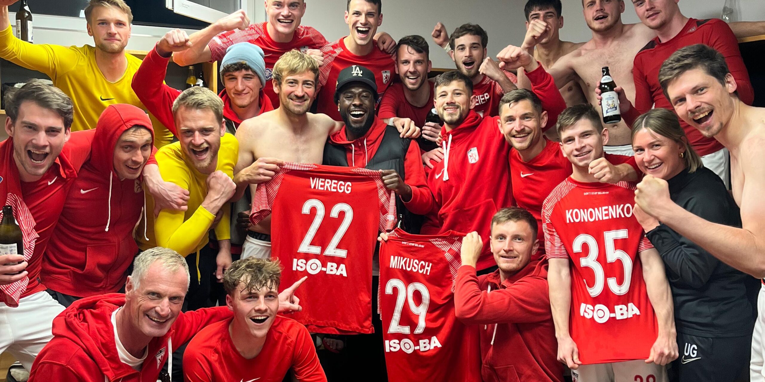 Löwen Feiern Sieg In Schwaig