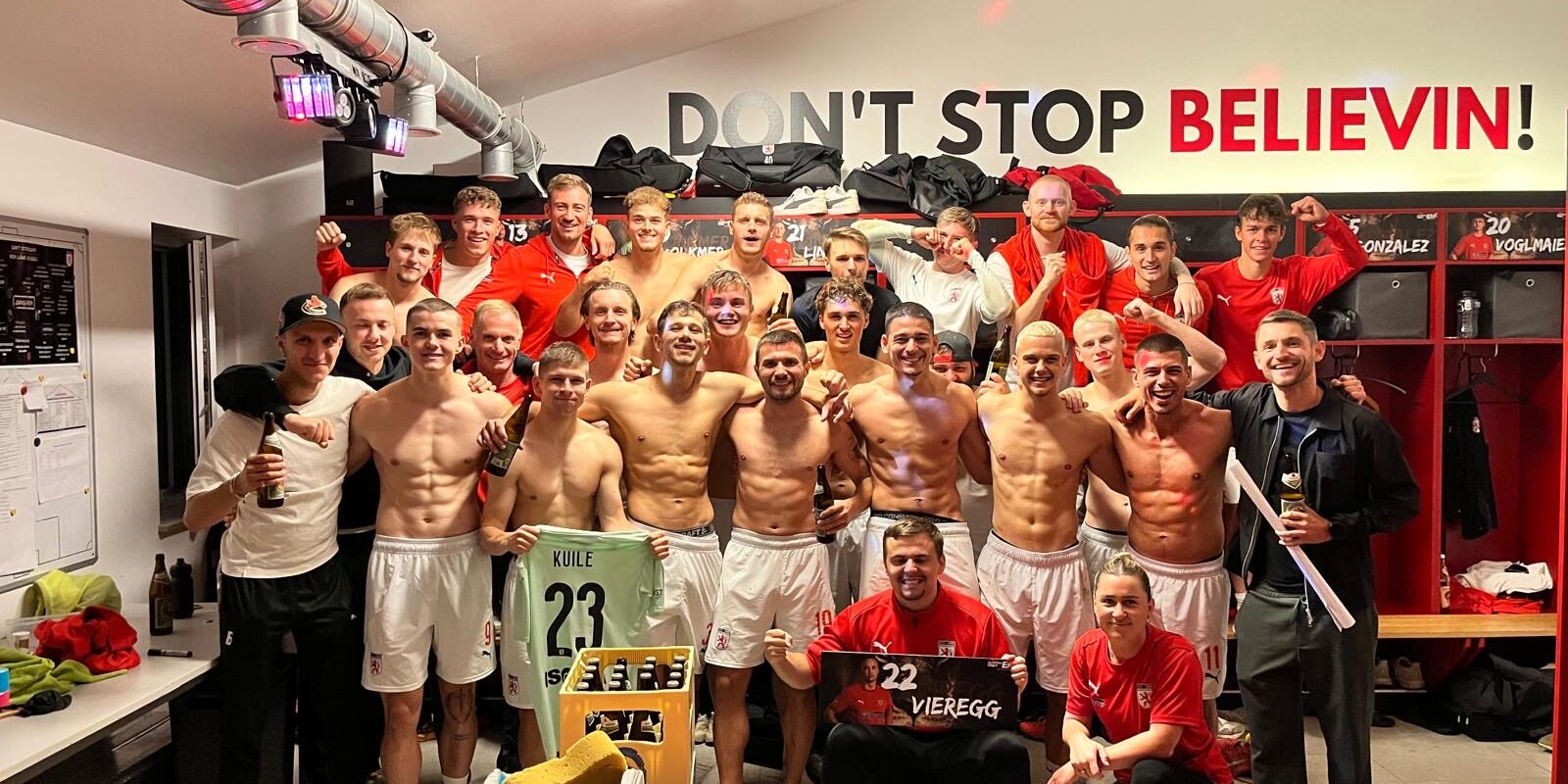 8de412db F6e2 42c8 A703 7aa627a93645